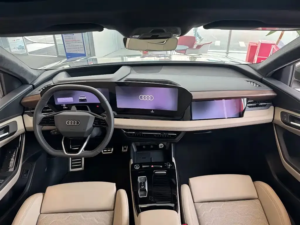 Audi Q6L e-tron — фото 6