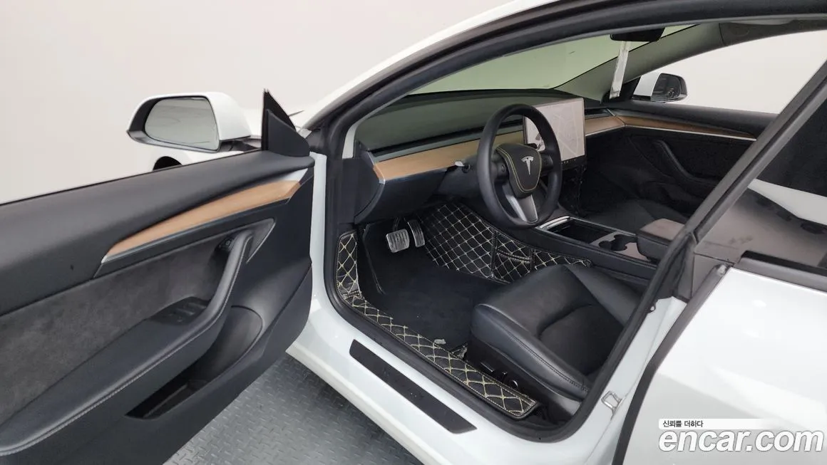 Tesla Model 3 2021 из KR, фото 9
