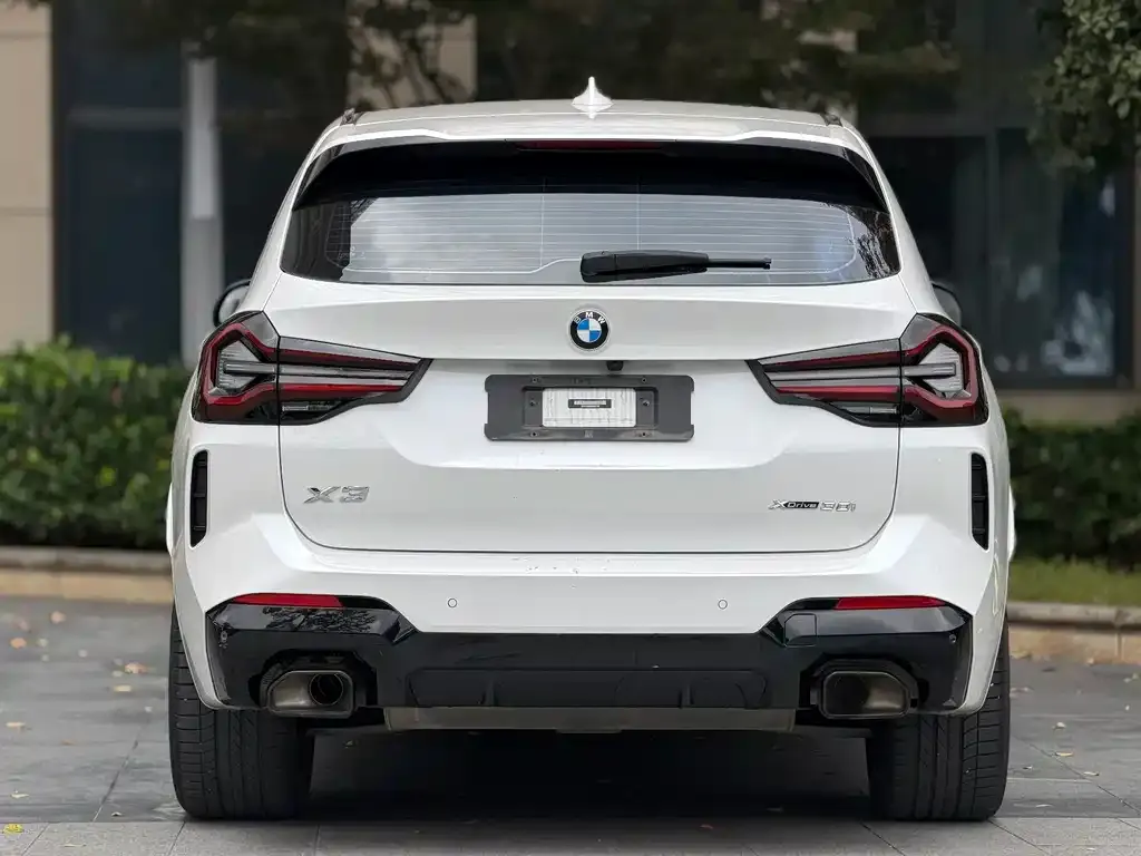 BMW X3 — фото 10