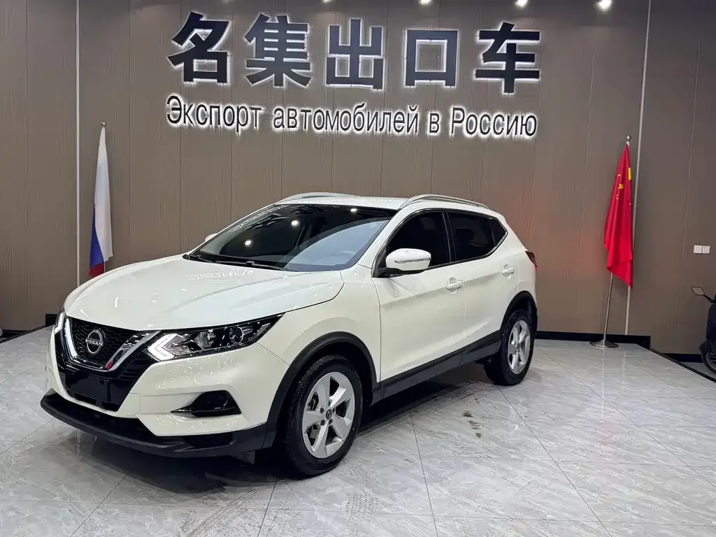 Nissan Qashqai — фото 1