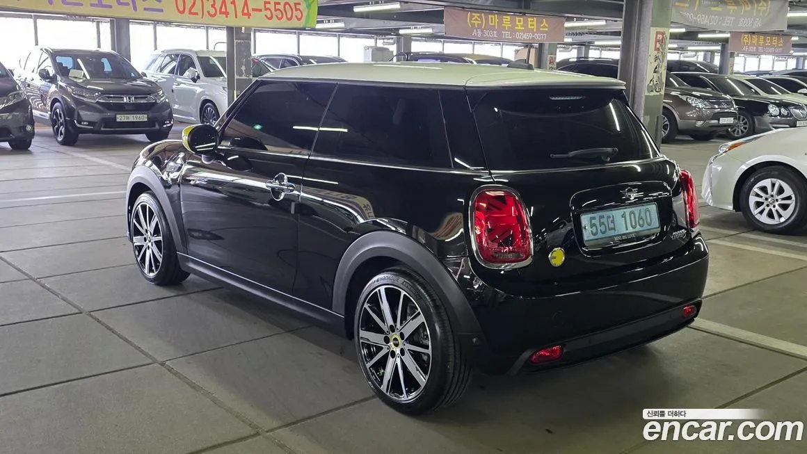 Mini Cooper 2022 из KR, фото 10