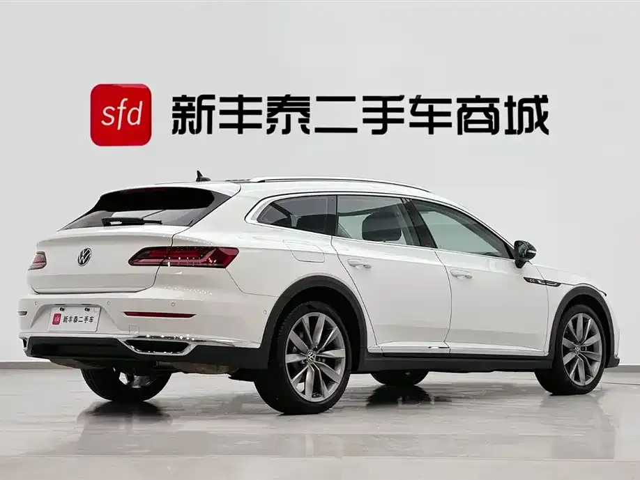 Volkswagen CC 2024 из CN, фото 7