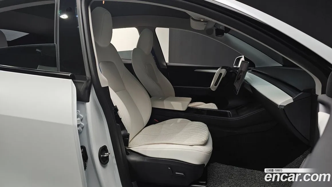 Tesla Model Y 2024 из KR, фото 10