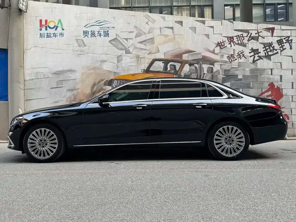 Mercedes-Benz E-Class — фото 10