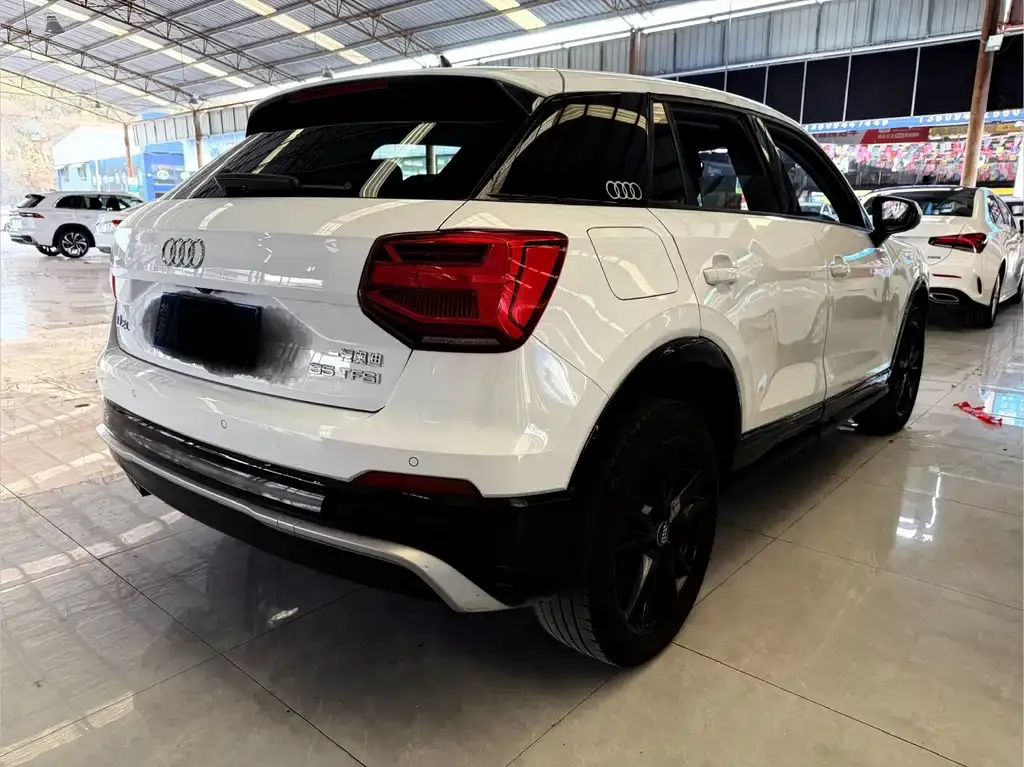 Audi Q2L 2021 из CN, фото 5