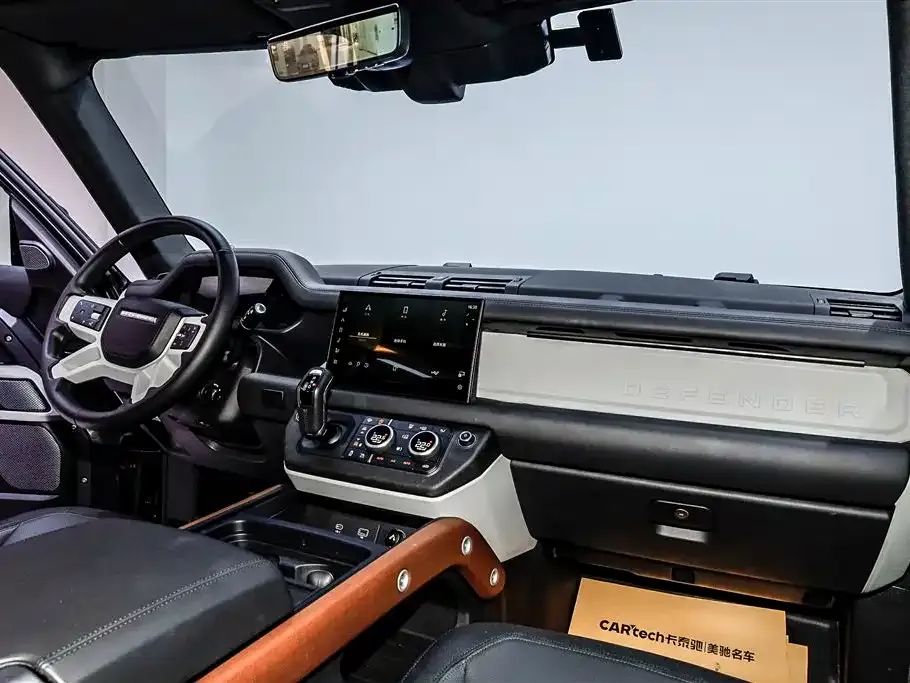 Land Rover Defender 2022 из CN, фото 10