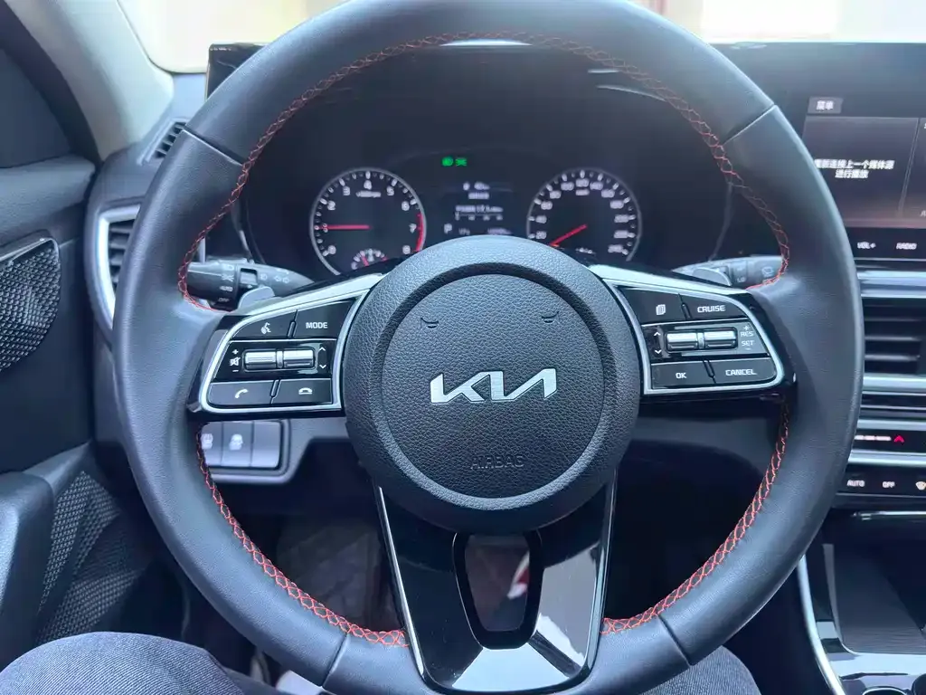 Kia KX3 — фото 5