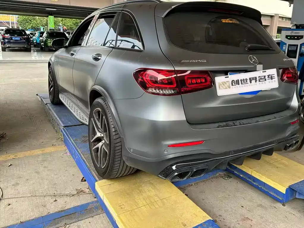 Mercedes-Benz GLC AMG — фото 4
