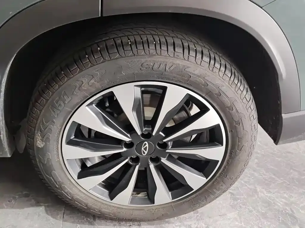 Chery Tiggo 8 PLUS — фото 4