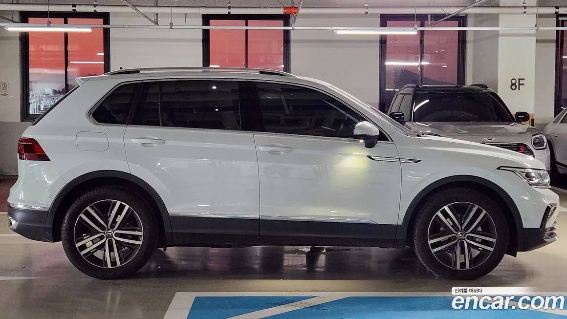 Volkswagen Tiguan — фото 4