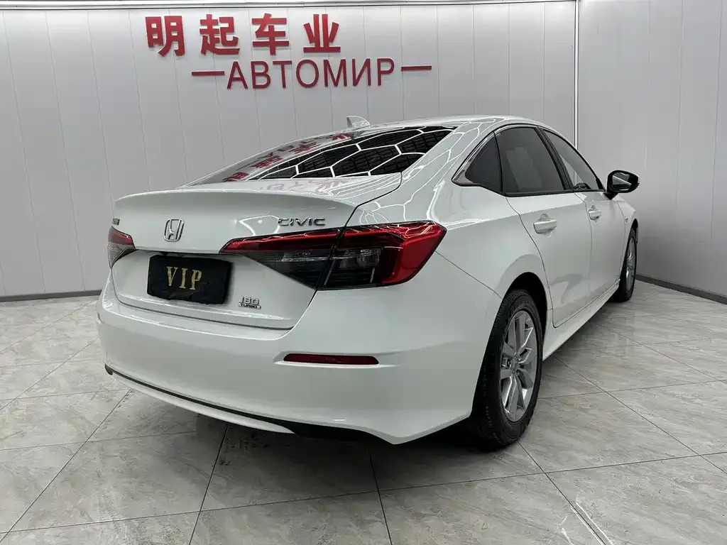 Honda Civic — фото 9