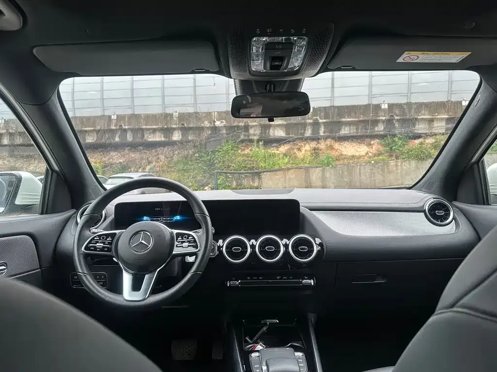 Mercedes-Benz GLA — фото 5
