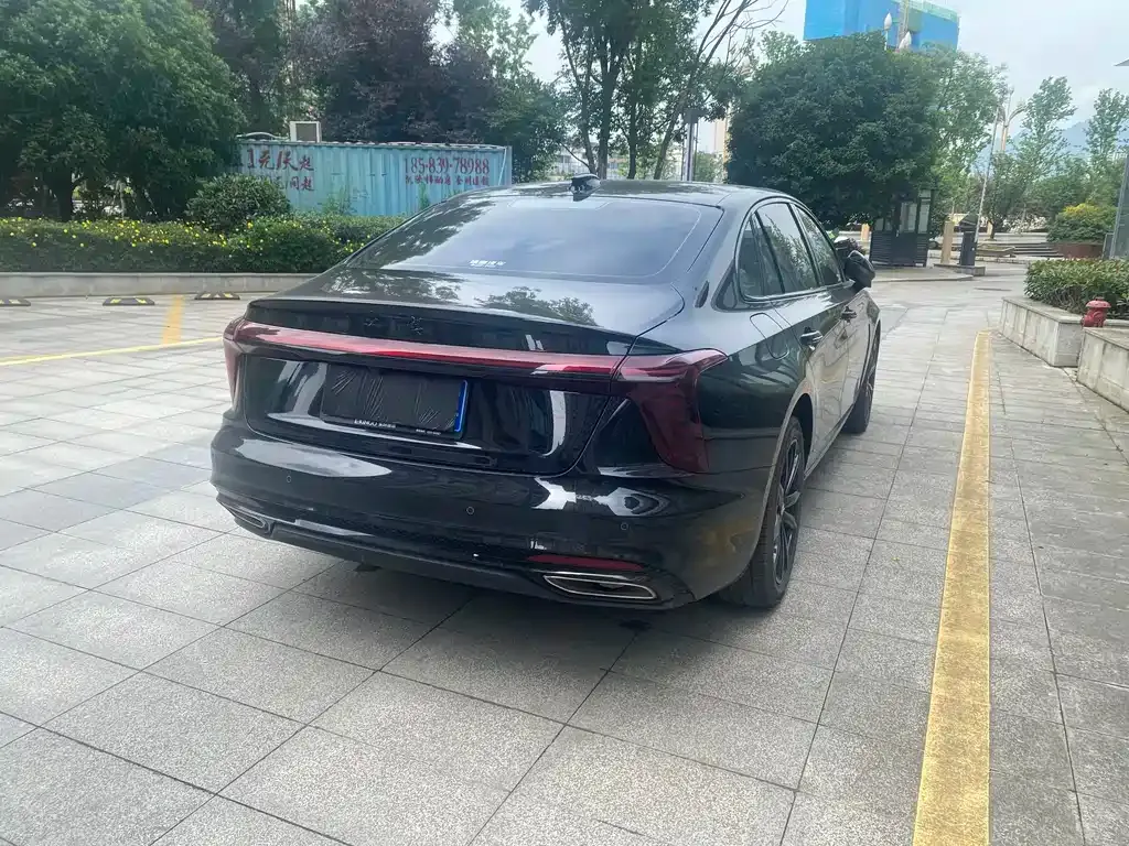 Hongqi H5 — фото 4