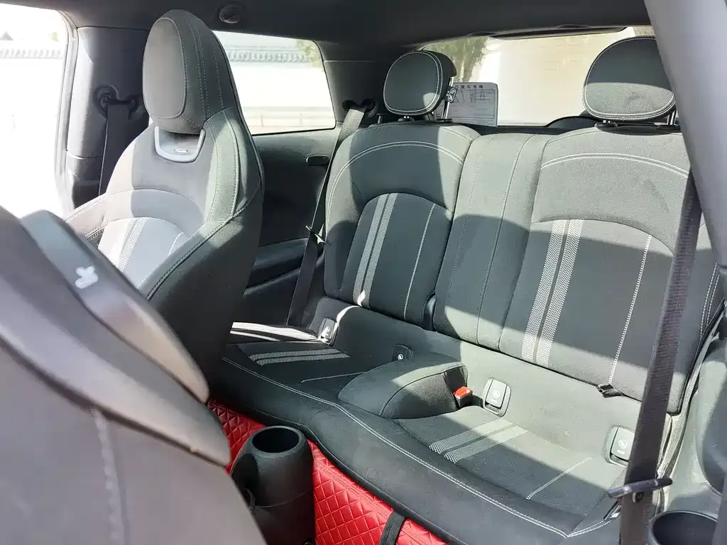 MINI Cooper (3-door) 2021 из CN, фото 10