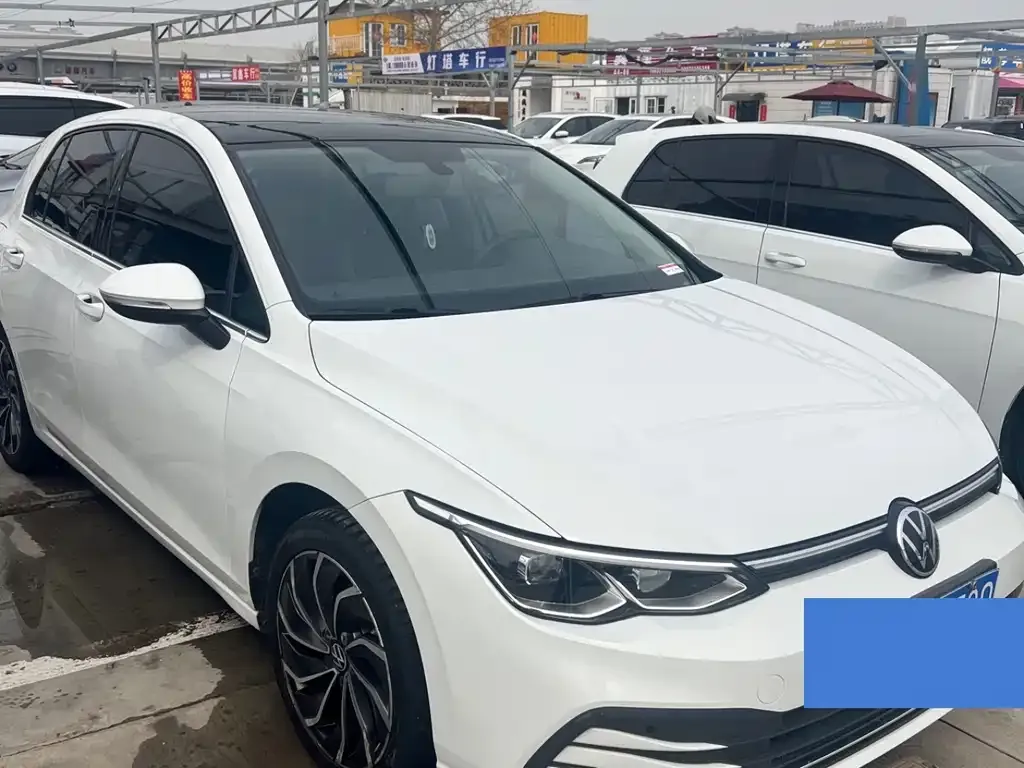Volkswagen Golf 2023 из CN, фото 8