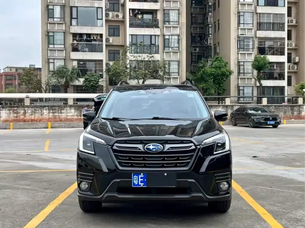 Subaru Forester 2022 из CN, фото 2