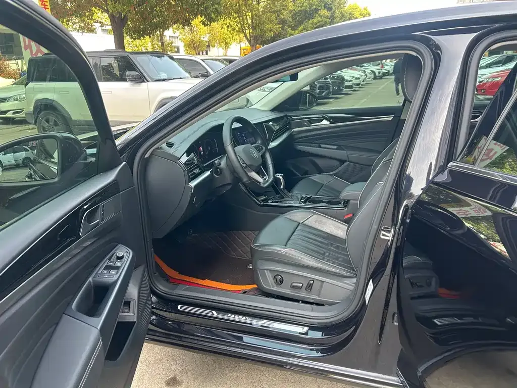 Volkswagen Passat — фото 3