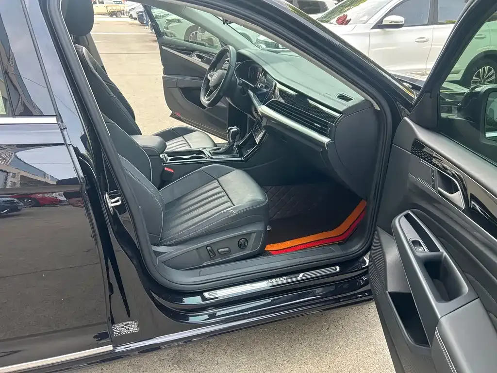 Volkswagen Passat — фото 4