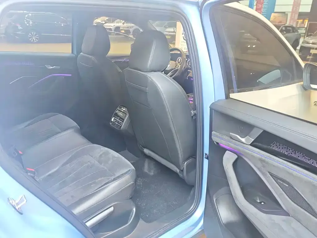 Volkswagen Tiguan L 2024 из CN, фото 5