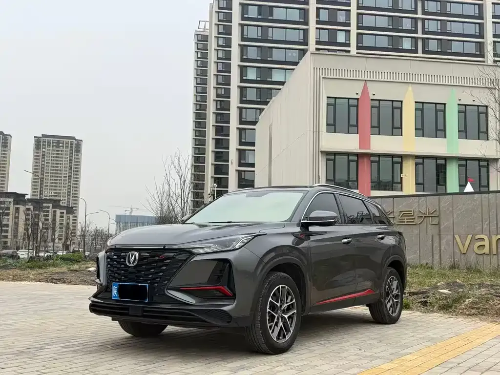 Changan CS75PLUS — фото 1