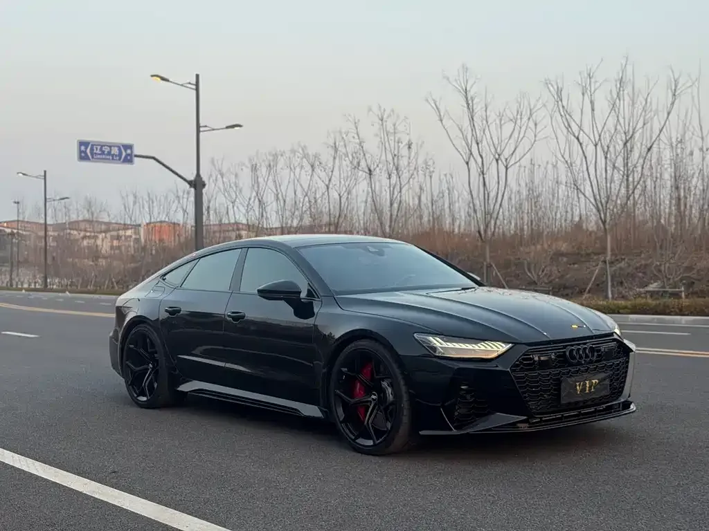 Audi RS 7 2024 из CN, фото 8