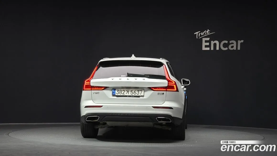 Volvo V60 2021 из KR, фото 5