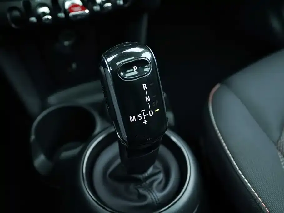 MINI Cooper (3-door) 2022 из CN, фото 3