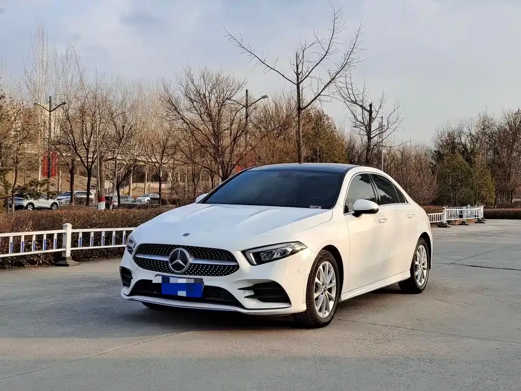 Mercedes-Benz A-Class — фото 1