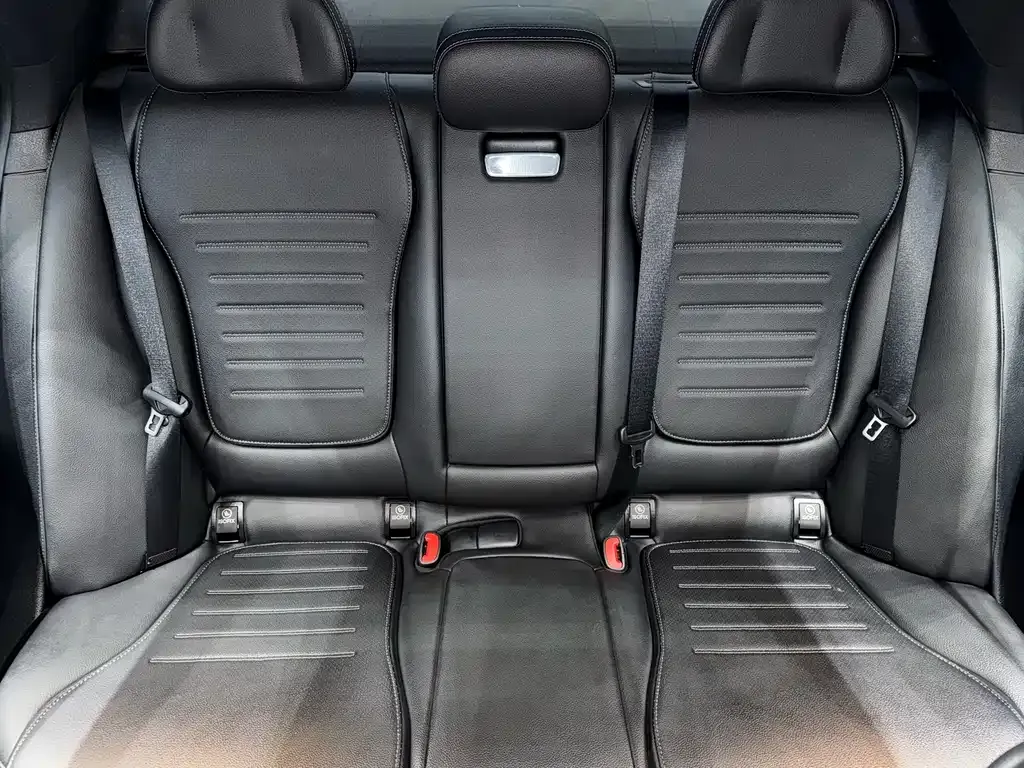 Mercedes-Benz C-Class 2023 из CN, фото 5