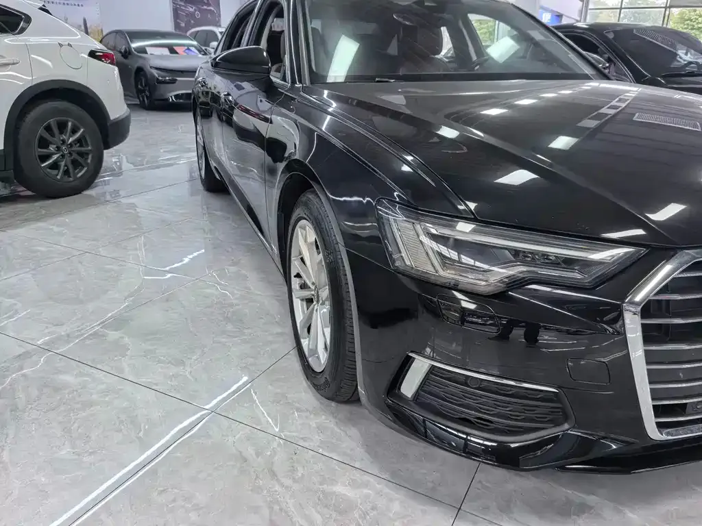 Audi A6L 2021 из CN, фото 8