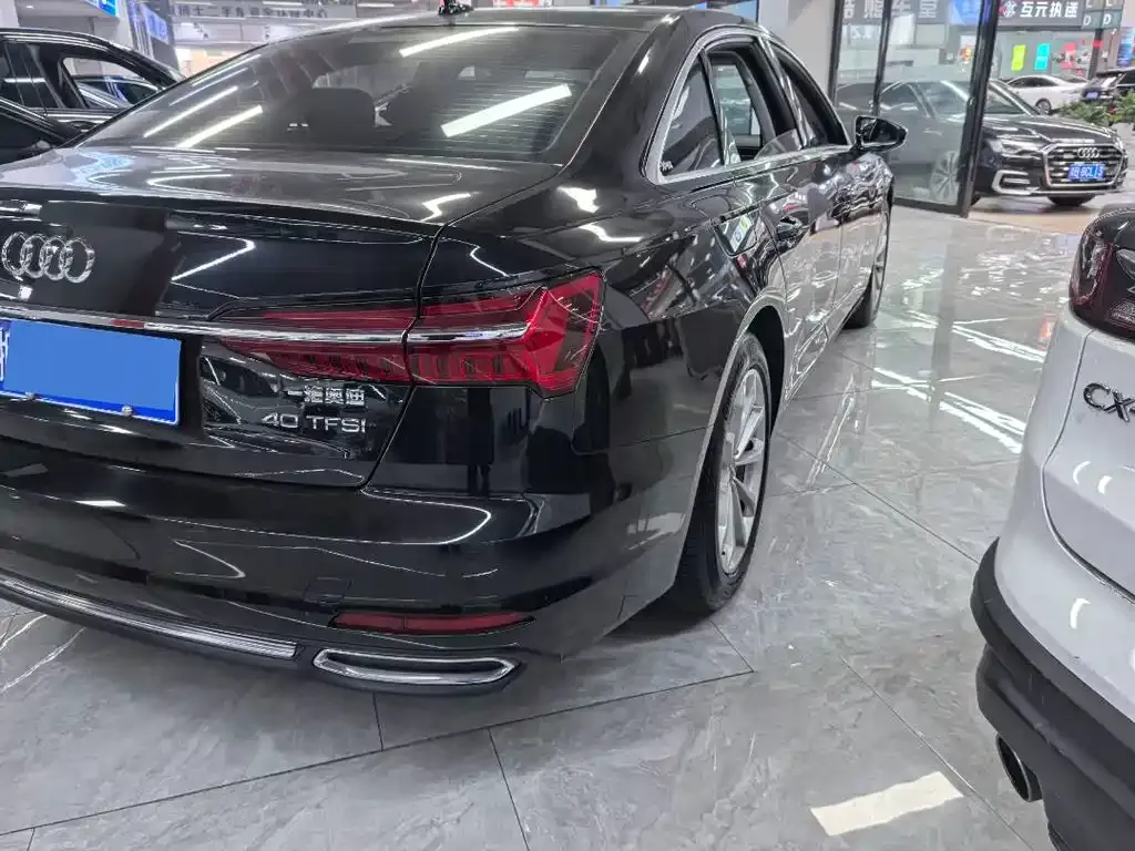 Audi A6L 2021 из CN, фото 5