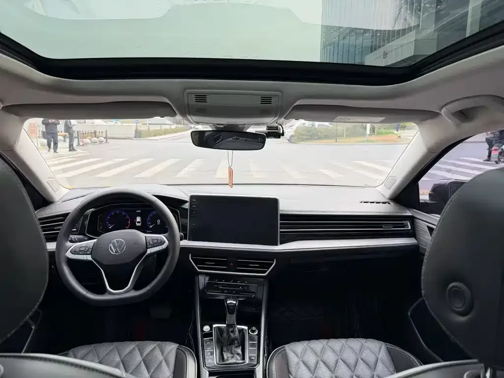 Volkswagen Sagitar 2023 из CN, фото 2