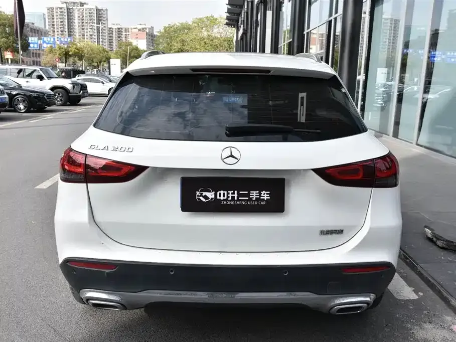 Mercedes-Benz GLA — фото 6