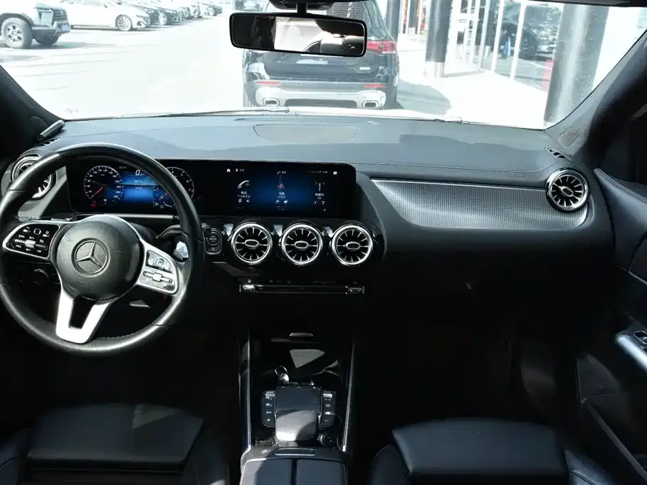 Mercedes-Benz GLA — фото 3