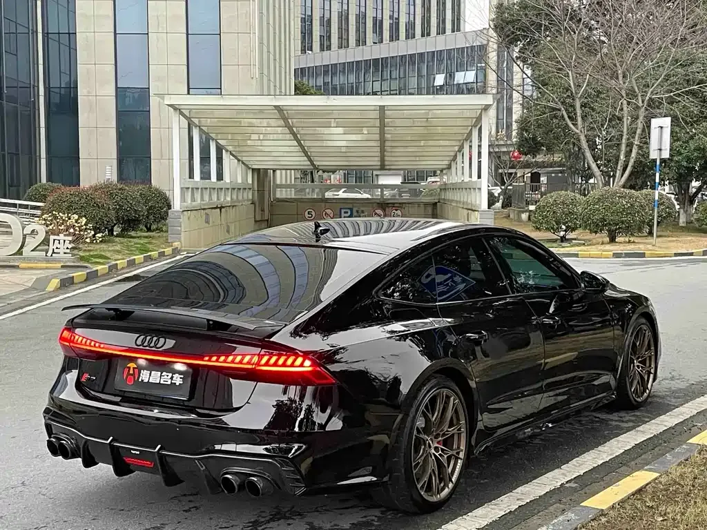 Audi A7 — фото 6