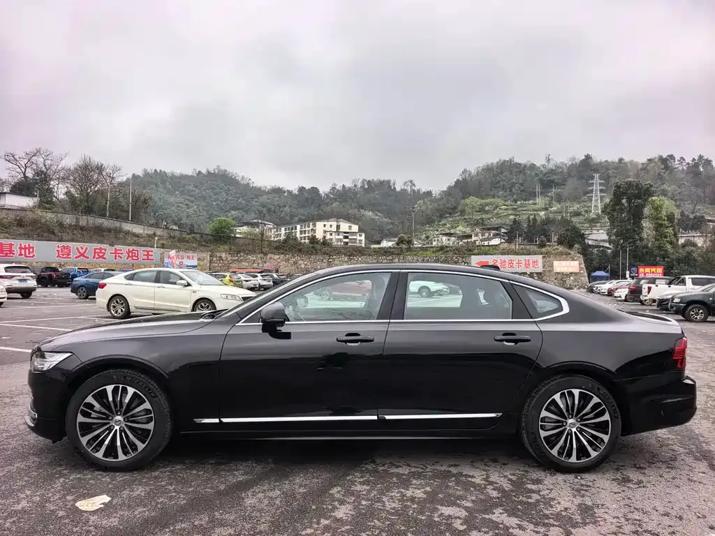Volvo S90 — фото 8