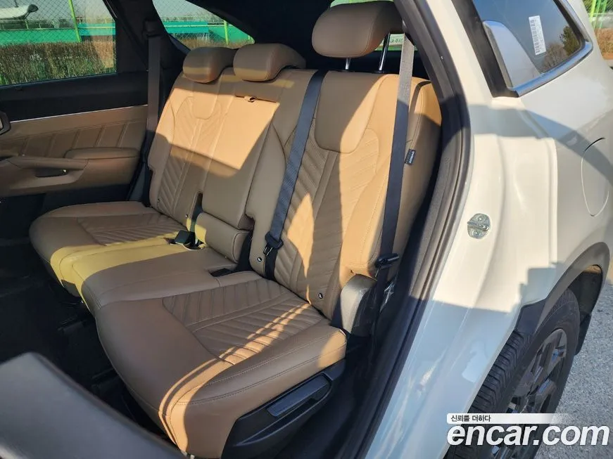 Kia Sorento — фото 10