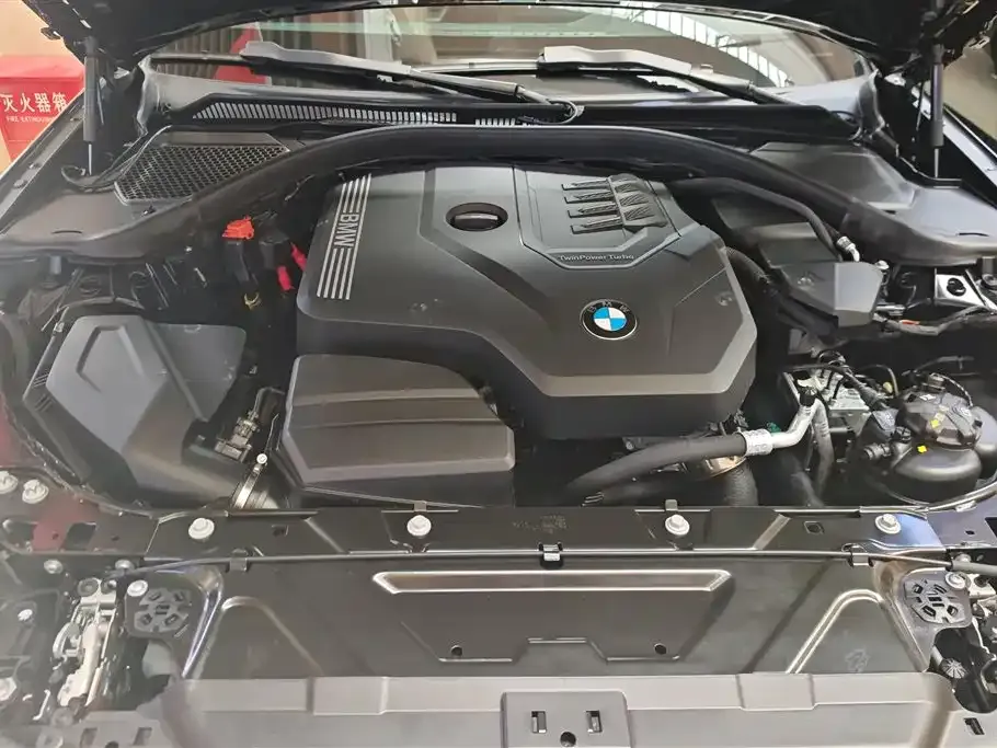 BMW 3 Series 2024 из CN, фото 3