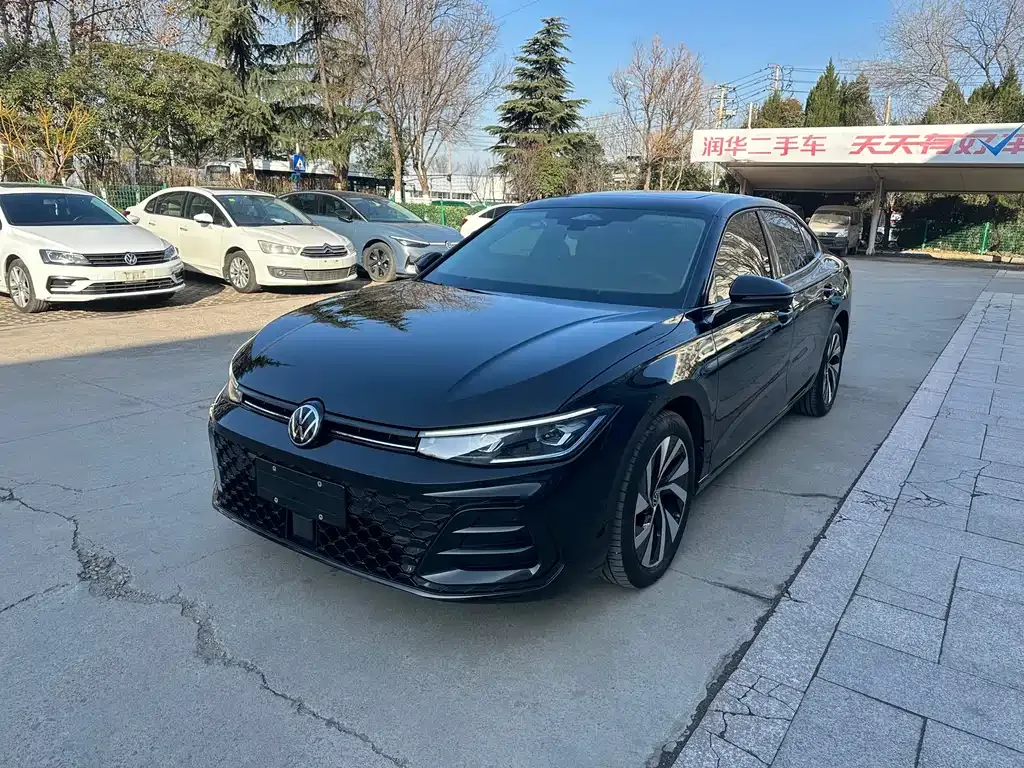 Volkswagen Passat — фото 1