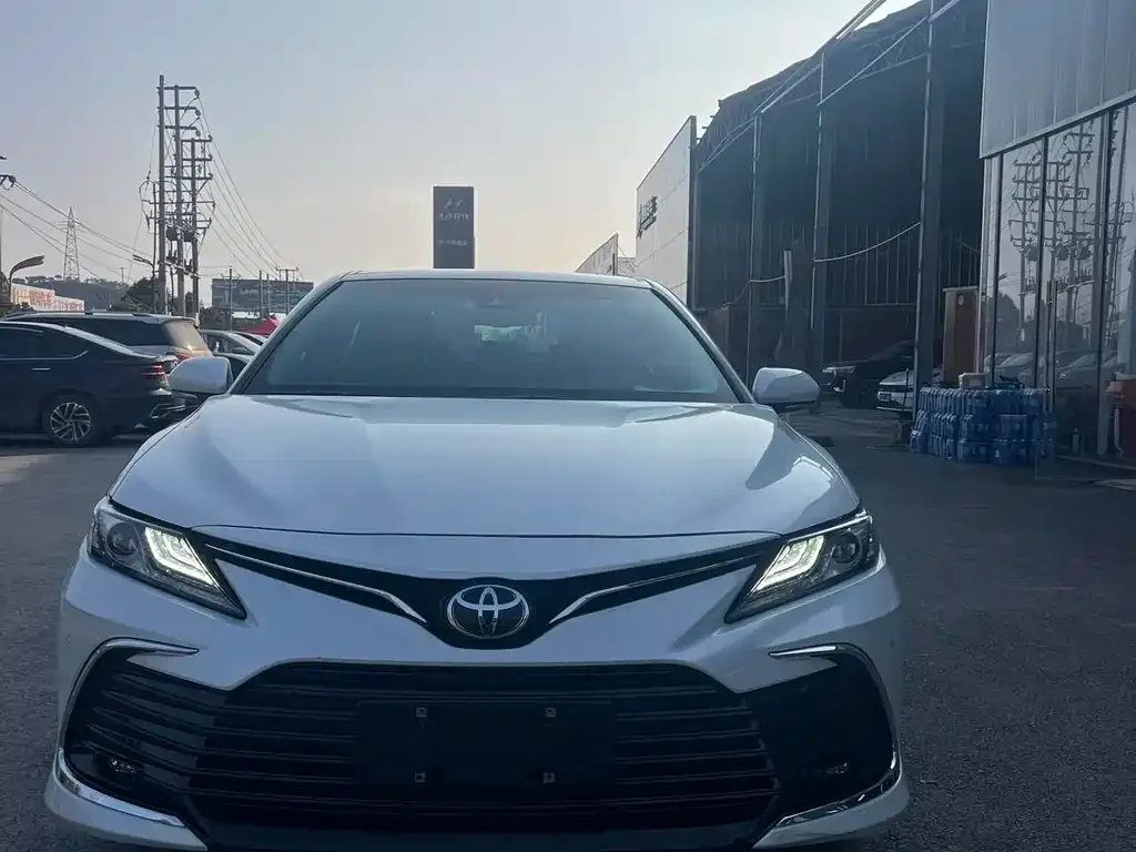Toyota Camry 2022 из CN, фото 9