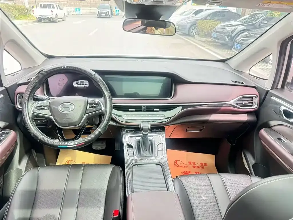 GAC Motor Trumpchi M6 — фото 2