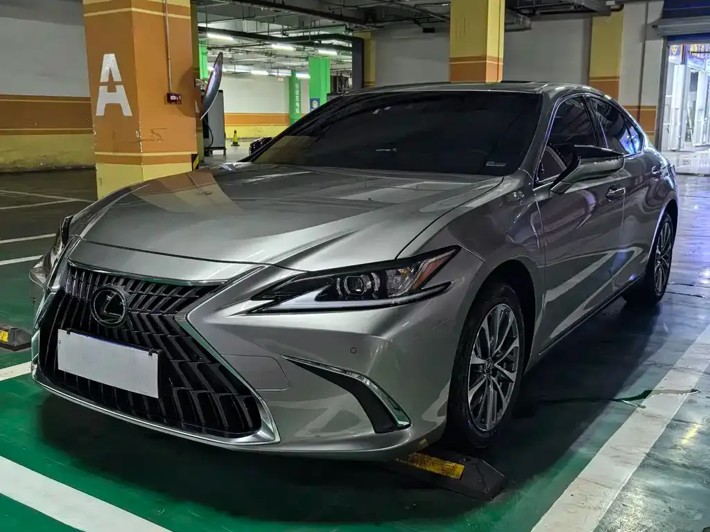 Lexus ES 2024 из CN, фото 1