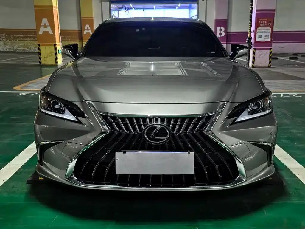 Lexus ES 2024 из CN, фото 3