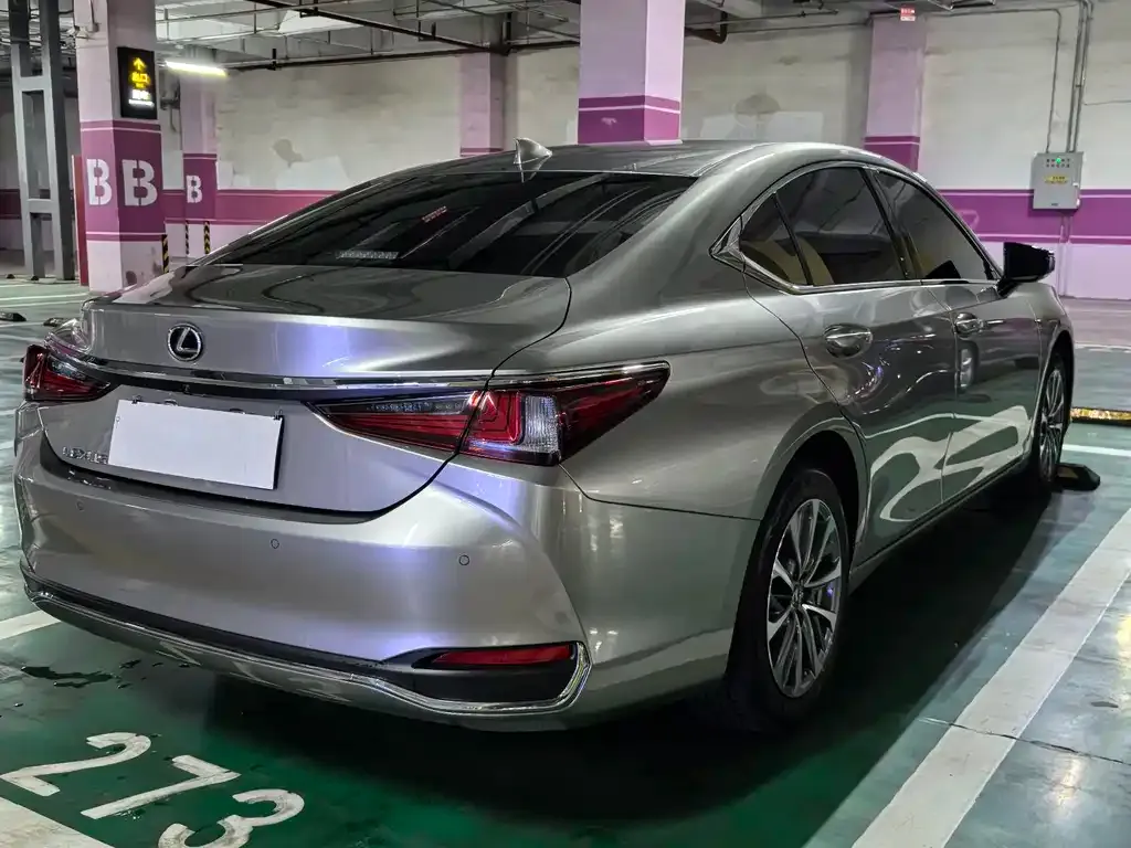 Lexus ES 2024 из CN, фото 4