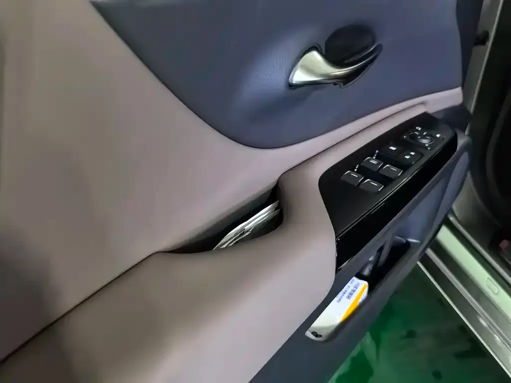 Lexus ES 2024 из CN, фото 2