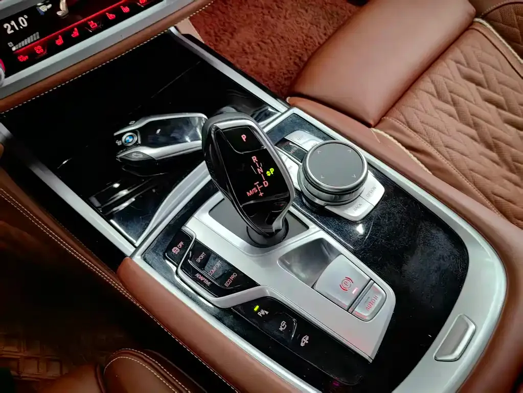 BMW 7 Series 2021 из CN, фото 7
