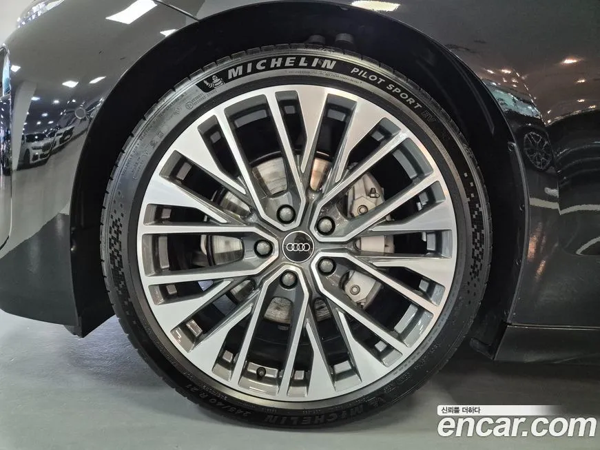 Audi A6 e-Tron 2025 из KR, фото 9