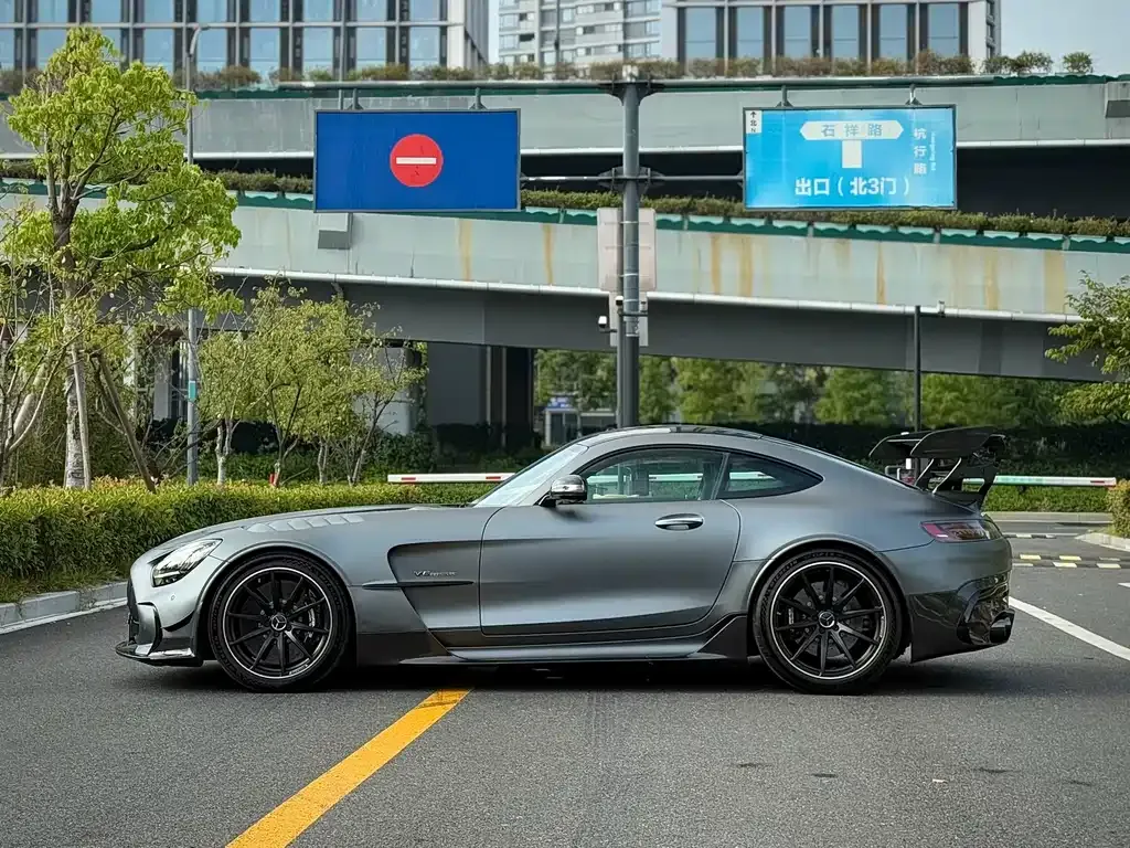 Mercedes-Benz AMG GT — фото 7