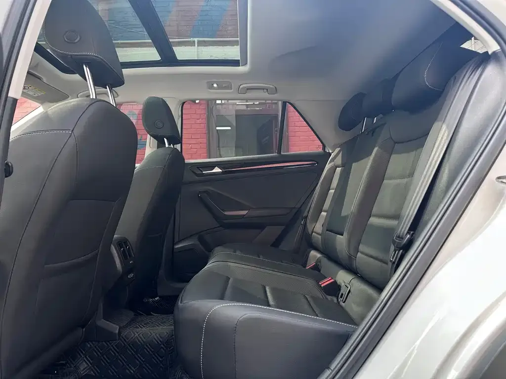 Volkswagen T-Roc 2022 из CN, фото 9