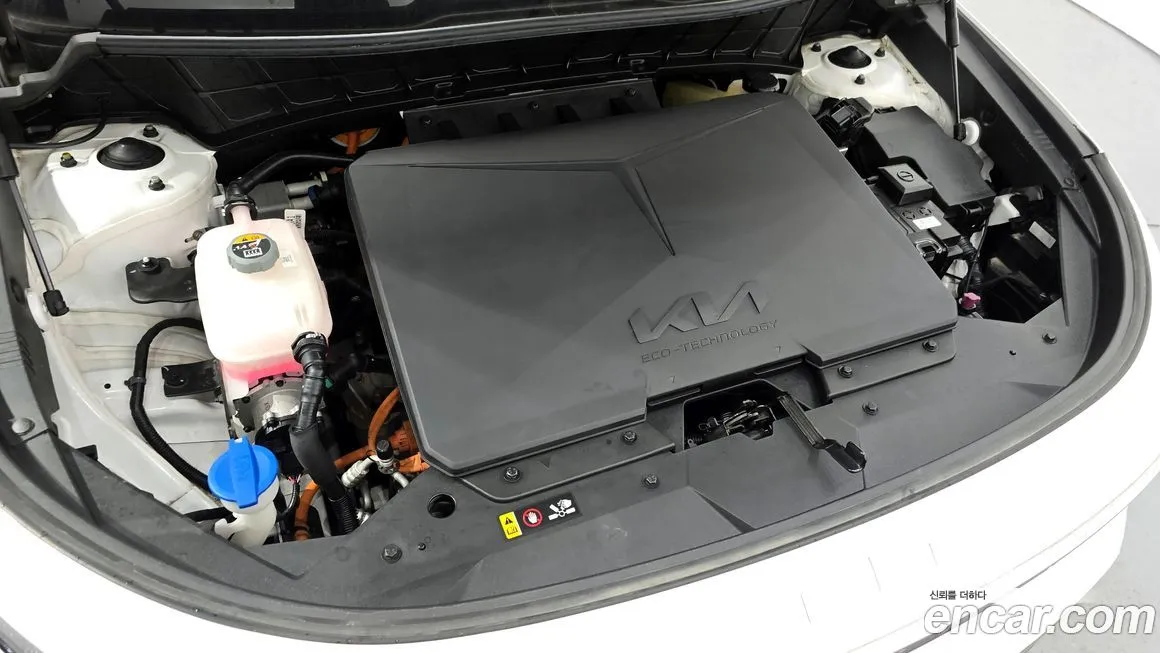 Kia Niro — фото 10